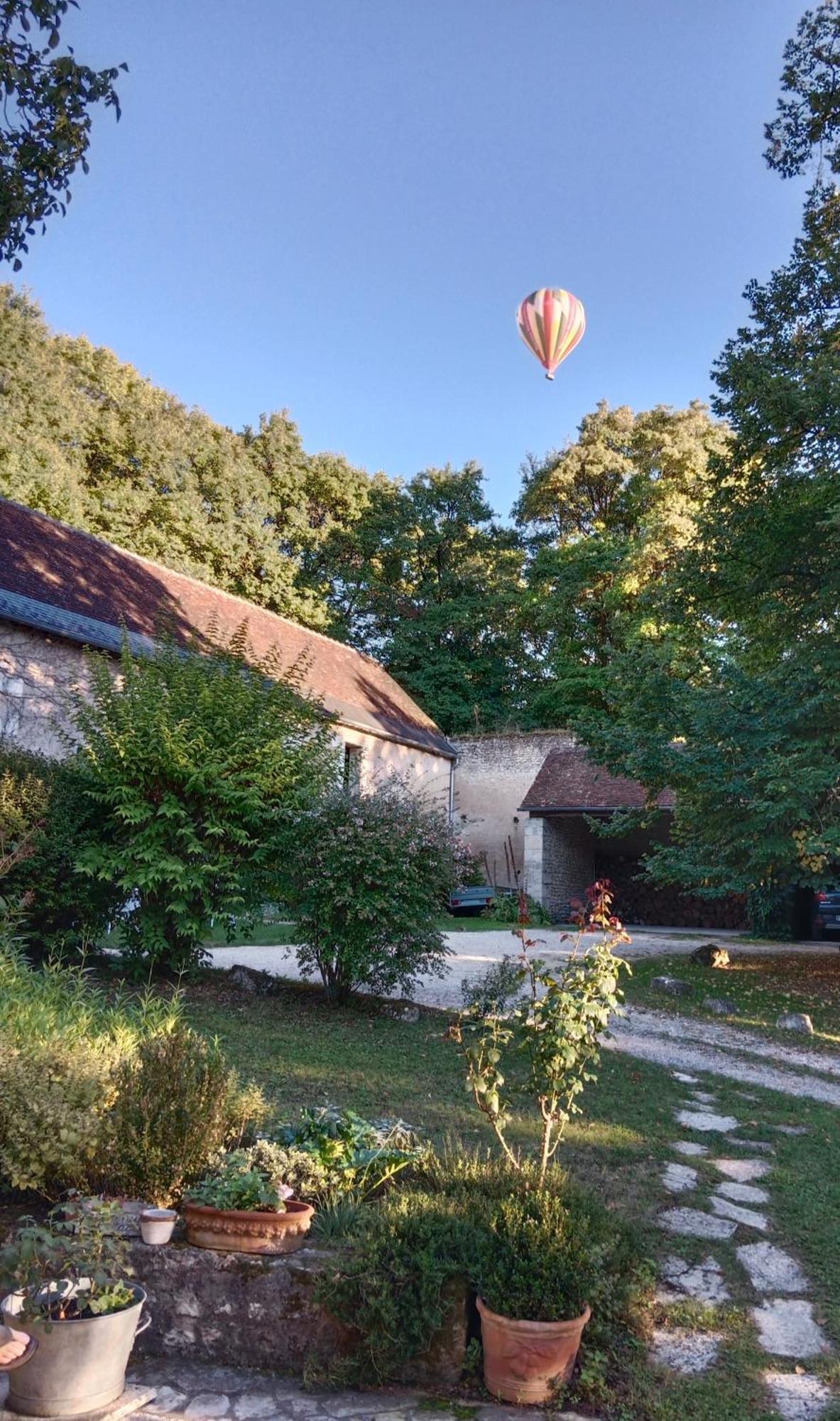 Bed and Breakfast Le Moulin Du Mesnil Сен-Жорж-сюр-Шер Экстерьер фото